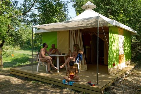 nude camping|Trouvez un camping naturiste